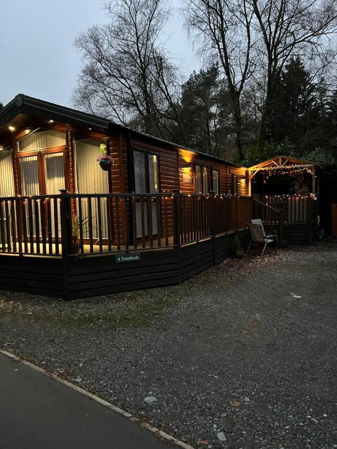 Troutbeck Hot Tub Lodge 4 Windermere Buitenkant foto
